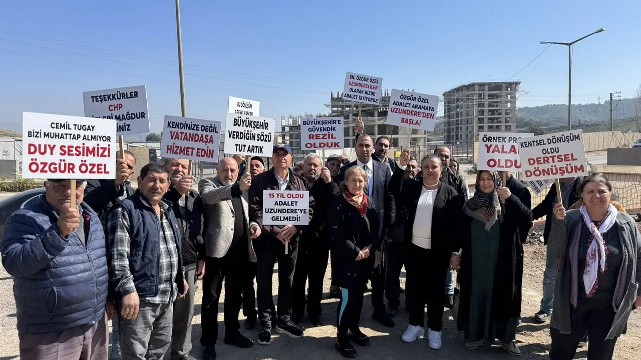 Uzundere Kentsel Dönüşüm Projesi Mağdurları Eylem Düzenledi